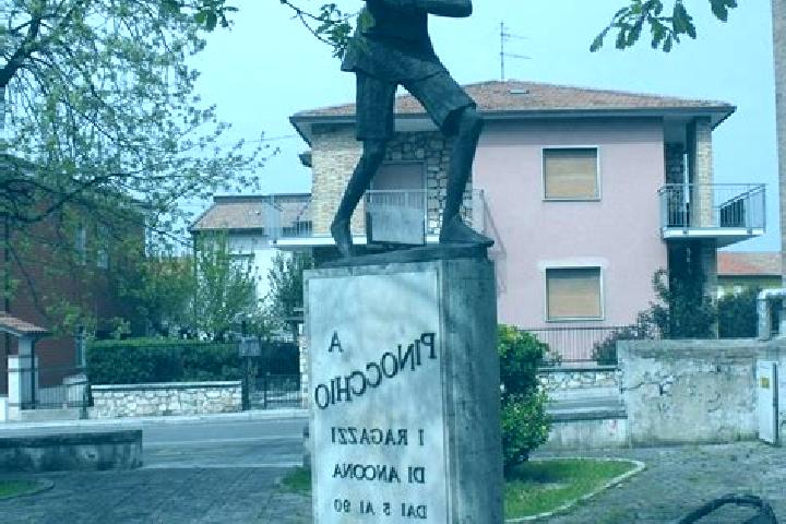 escort Pinocchio di Ancona