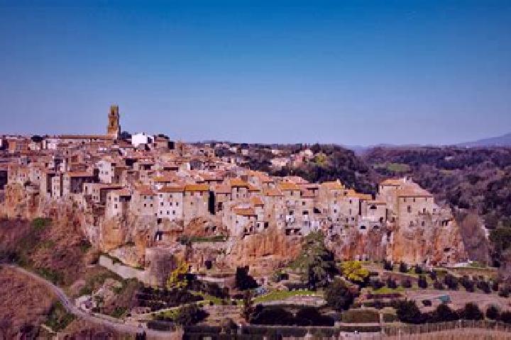 escort Pitigliano