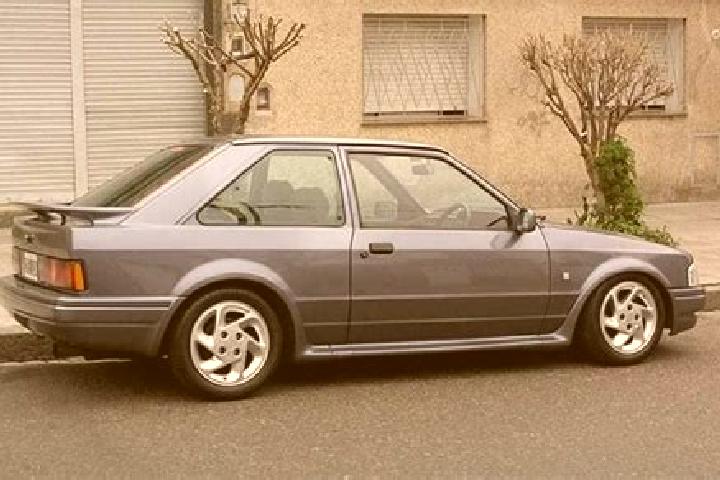 escort Pleugueneuc