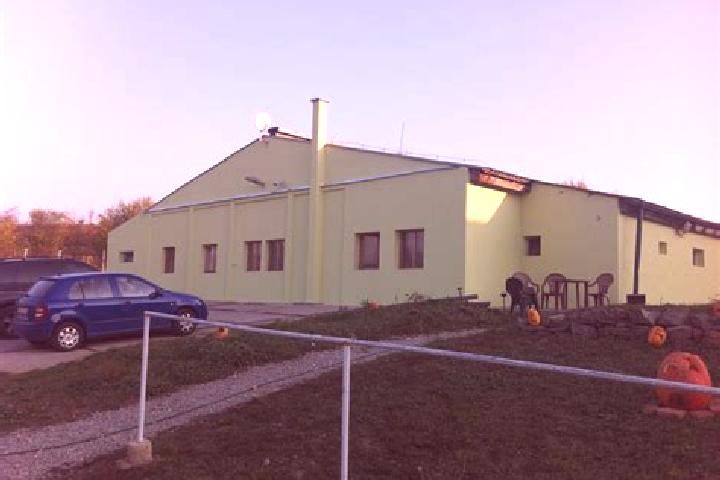 escort Pocenice-Tetetice
