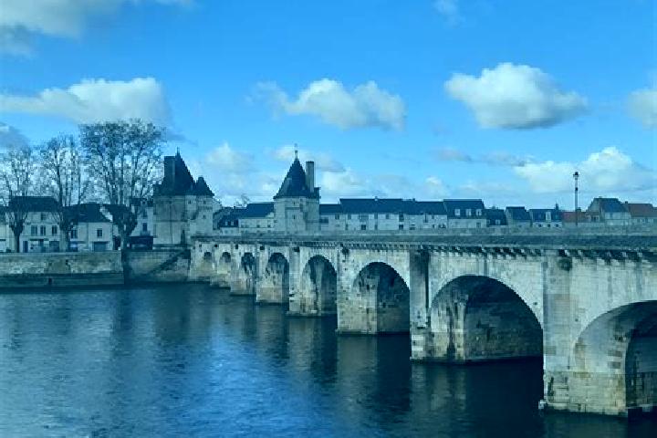 escort Pont Henri