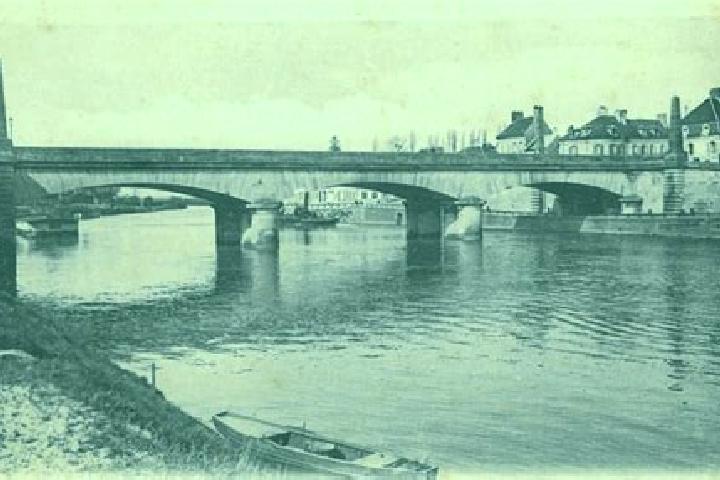 escort Pont-Sainte-Maxence