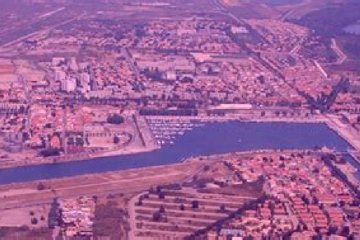 escort Port-Saint-Louis-du-Rhone