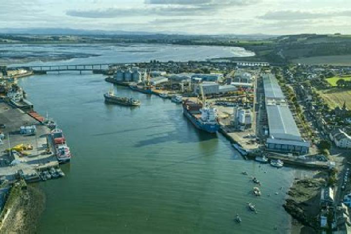 escort Port Wallace