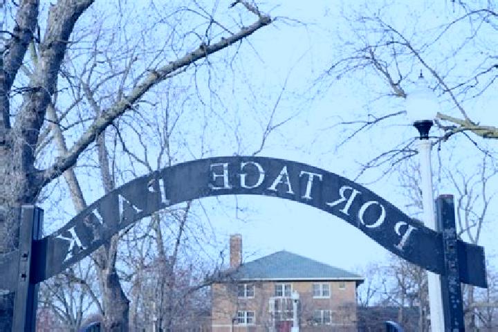 escort Portage Park
