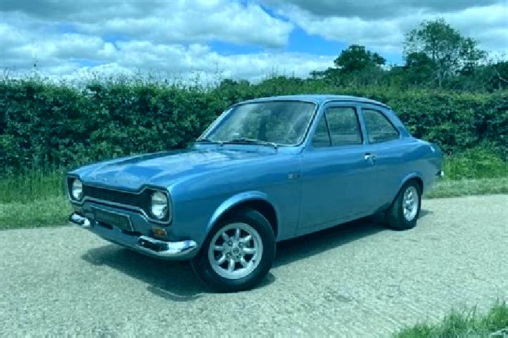 escort Pouxeux