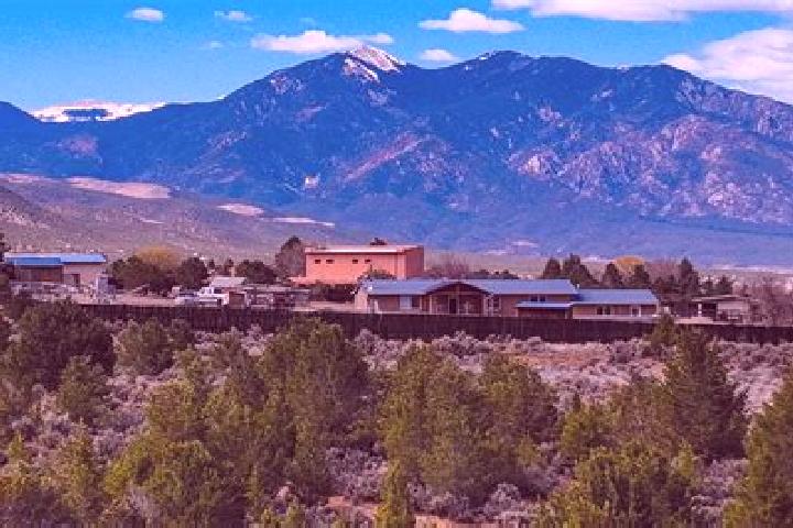 escort Ranchos de Taos