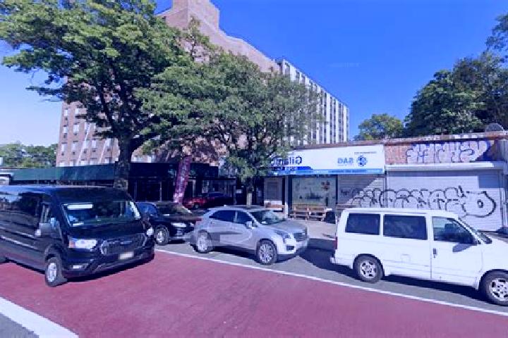 escort Rego Park