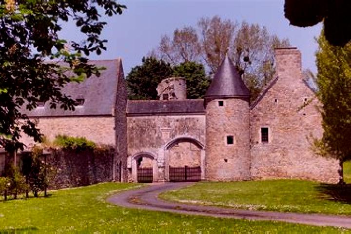 escort Remilly-sur-Lozon