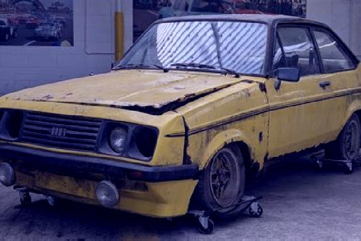 escort Renfrew
