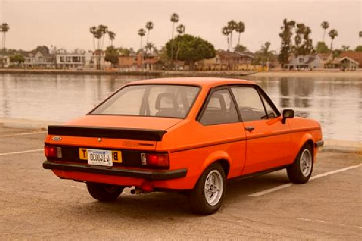 escort Riung