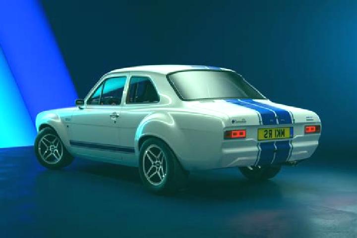 escort Riverbank