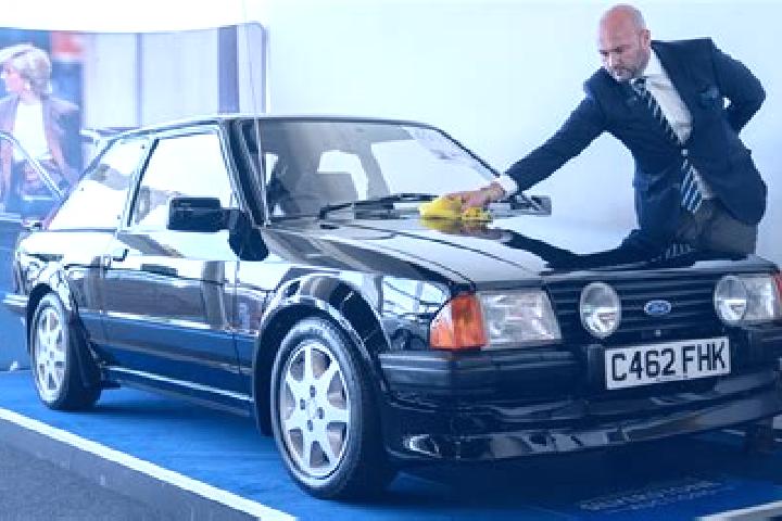 escort Riverstick