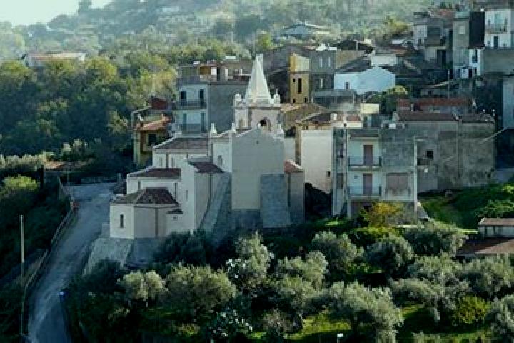 escort Rocca di Capri Leone