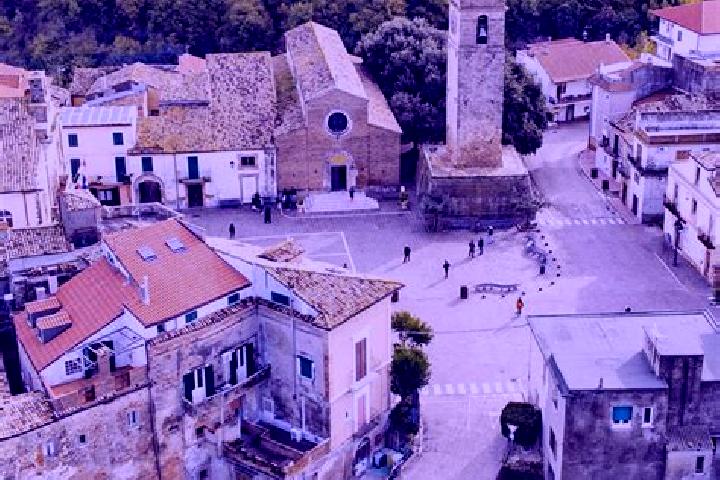 escort Rocca San Giovanni