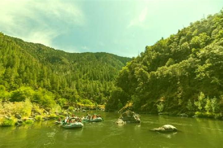 escort Rogue River
