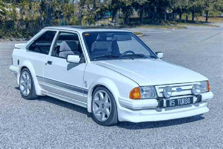 escort Roing
