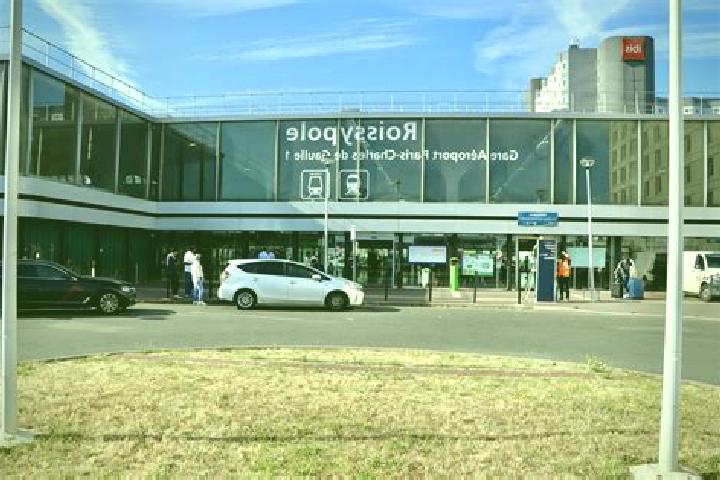 escort Roissy-en-France