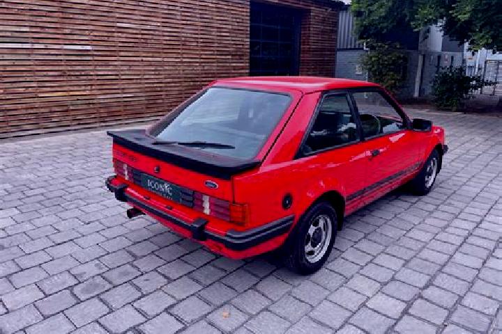 escort Rollan