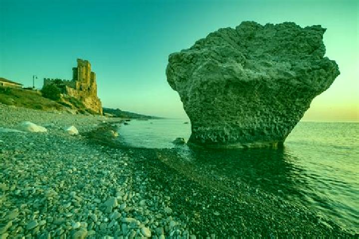 escort Roseto Capo Spulico