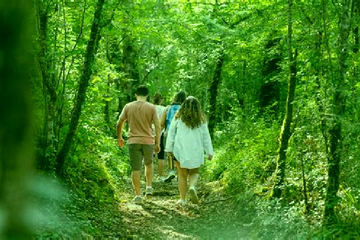 escort Rouffignac-Saint-Cernin-de-Reilhac