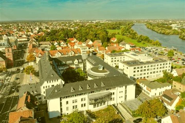 escort Ruesselsheim am Main