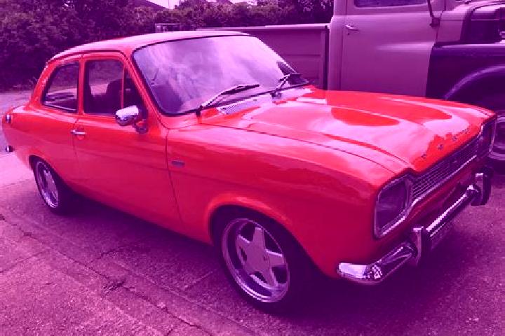 escort Runia