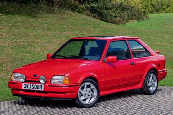 escort Rushmoor