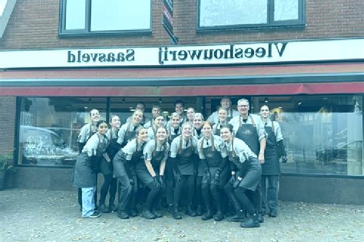 escort Saasveld