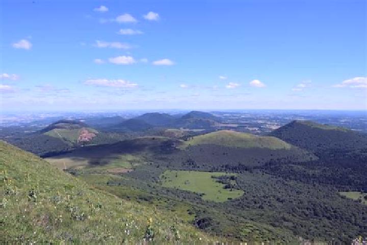 escort Saint-Sauves-d Auvergne
