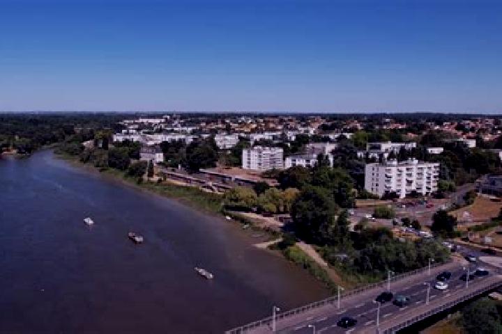 escort Saint-Sebastien-sur-Loire