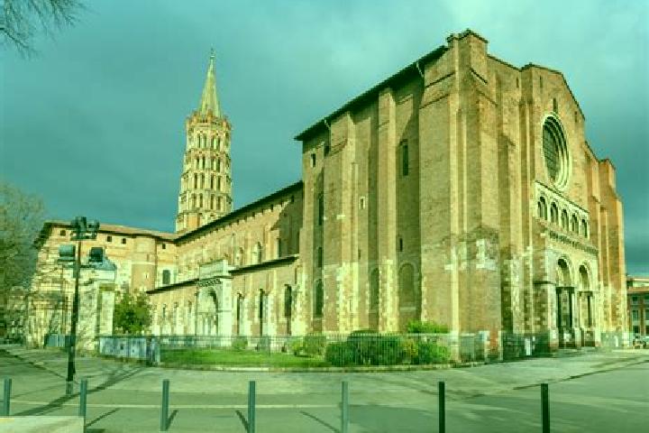 escort Saint-Sernin