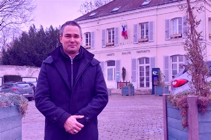 escort Saint-Thibault-des-Vignes