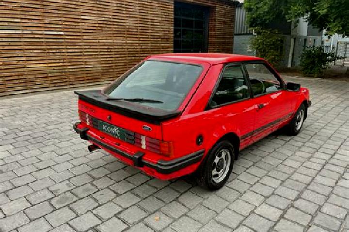 escort Salteras