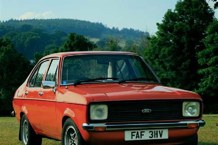 escort Saltford