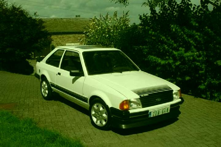 escort Sanderson