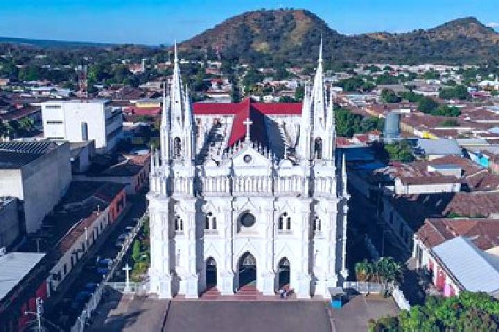 escort Santa Ana de Nahola
