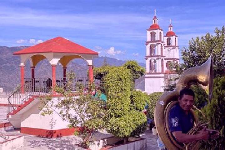 escort Santa Rosa Caxtlahuaca