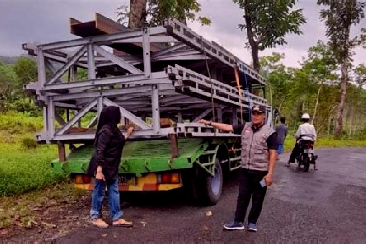 escort Sarongan