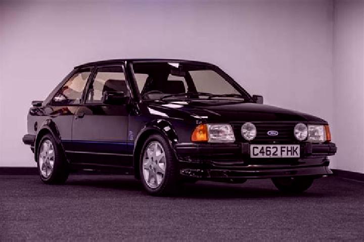 escort Saulnieres