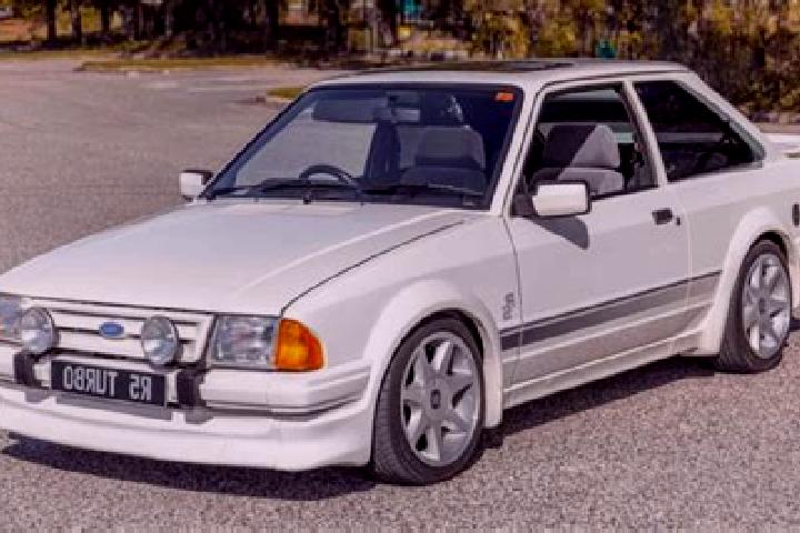 escort Sedandang