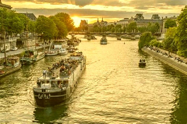 escort Seine-Port