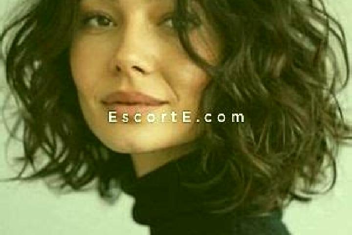 escort Senlis