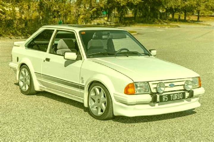 escort Serokomla