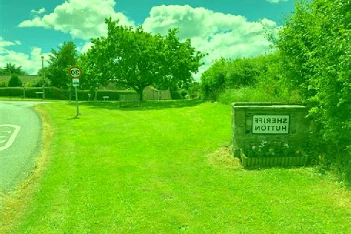 escort Sheriff Hutton