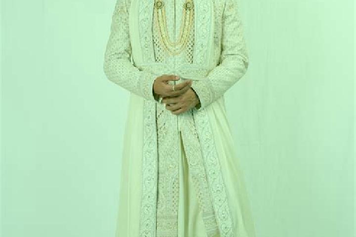 escort Sherwani-ye Bala