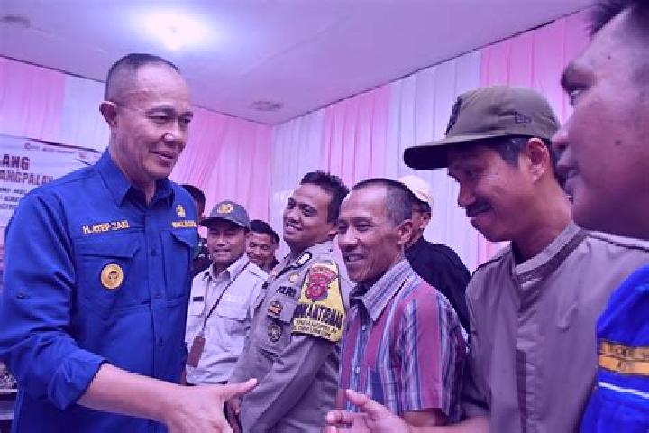 escort Sindangpalay