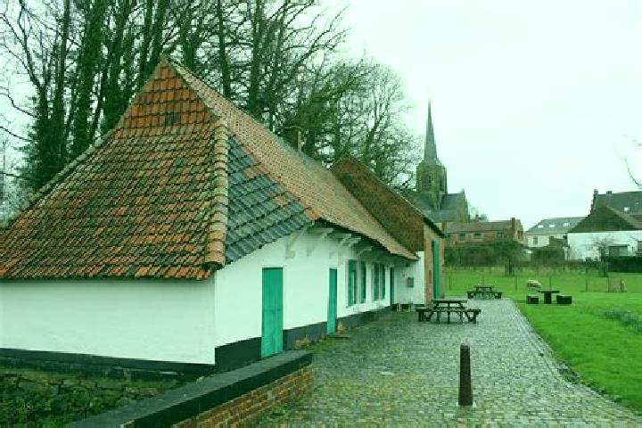 escort Sint-Martens-Bodegem