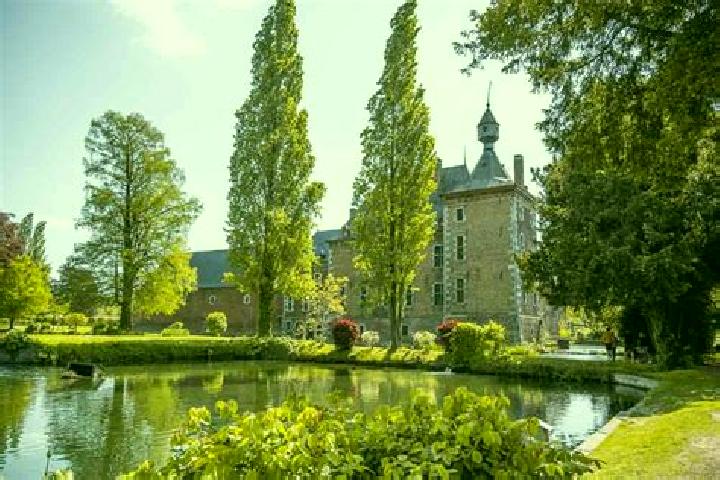 escort Sint-Pieters-Voeren