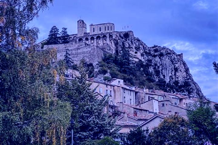 escort Sisteron